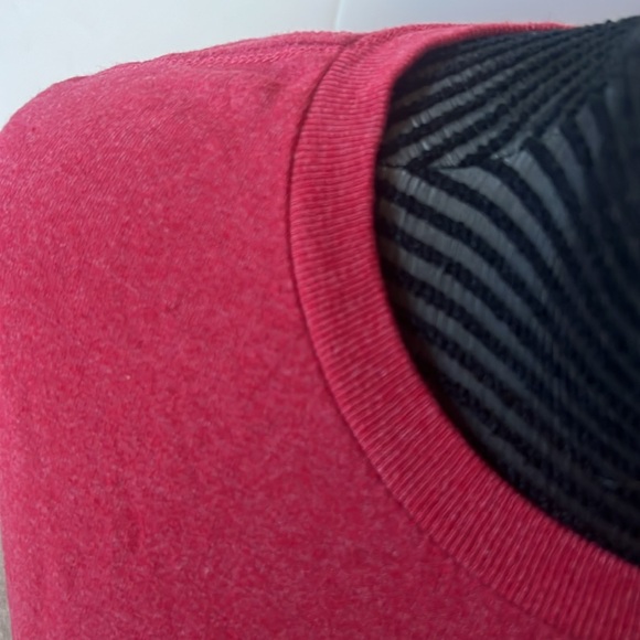 Basic graphic tee - Picture 3 of 3